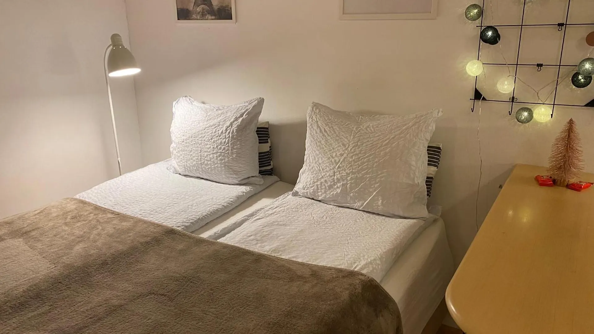 Cozy And Peaceful Punavuori contacts